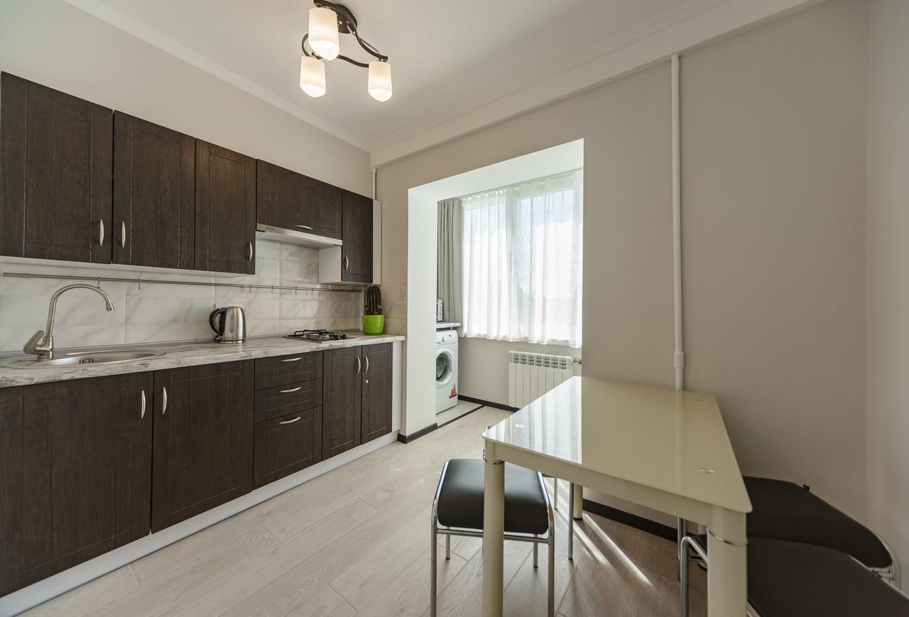 Artal Apartment On Iordanskaya 22 Киев Экстерьер фото