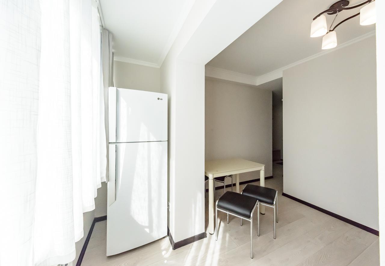 Artal Apartment On Iordanskaya 22 Киев Экстерьер фото