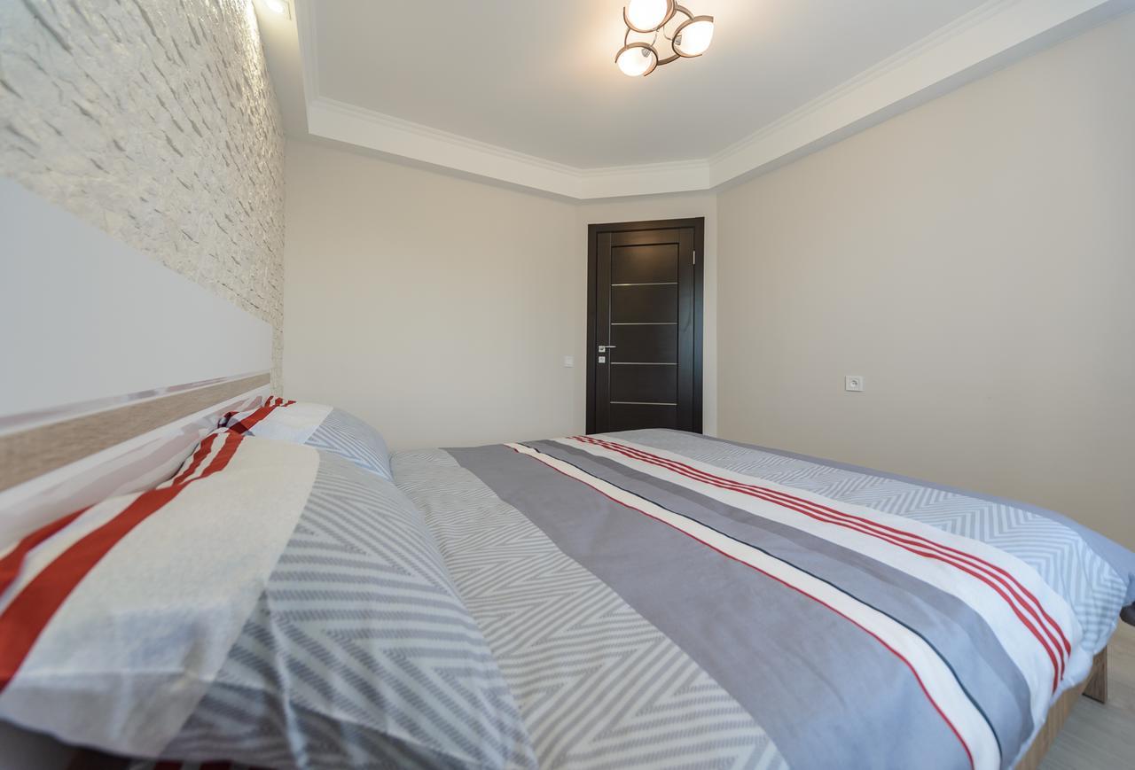 Artal Apartment On Iordanskaya 22 Киев Экстерьер фото
