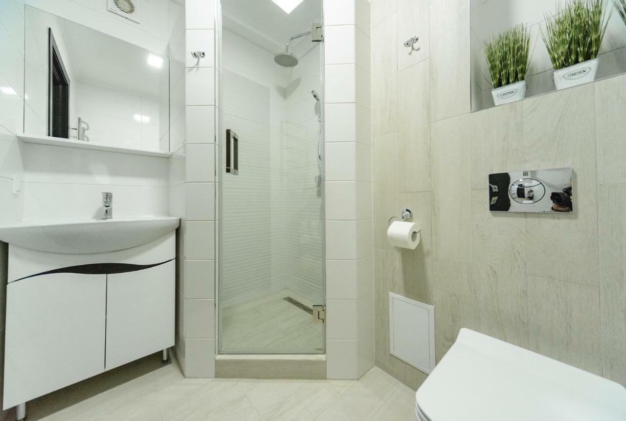 Artal Apartment On Iordanskaya 22 Киев Экстерьер фото